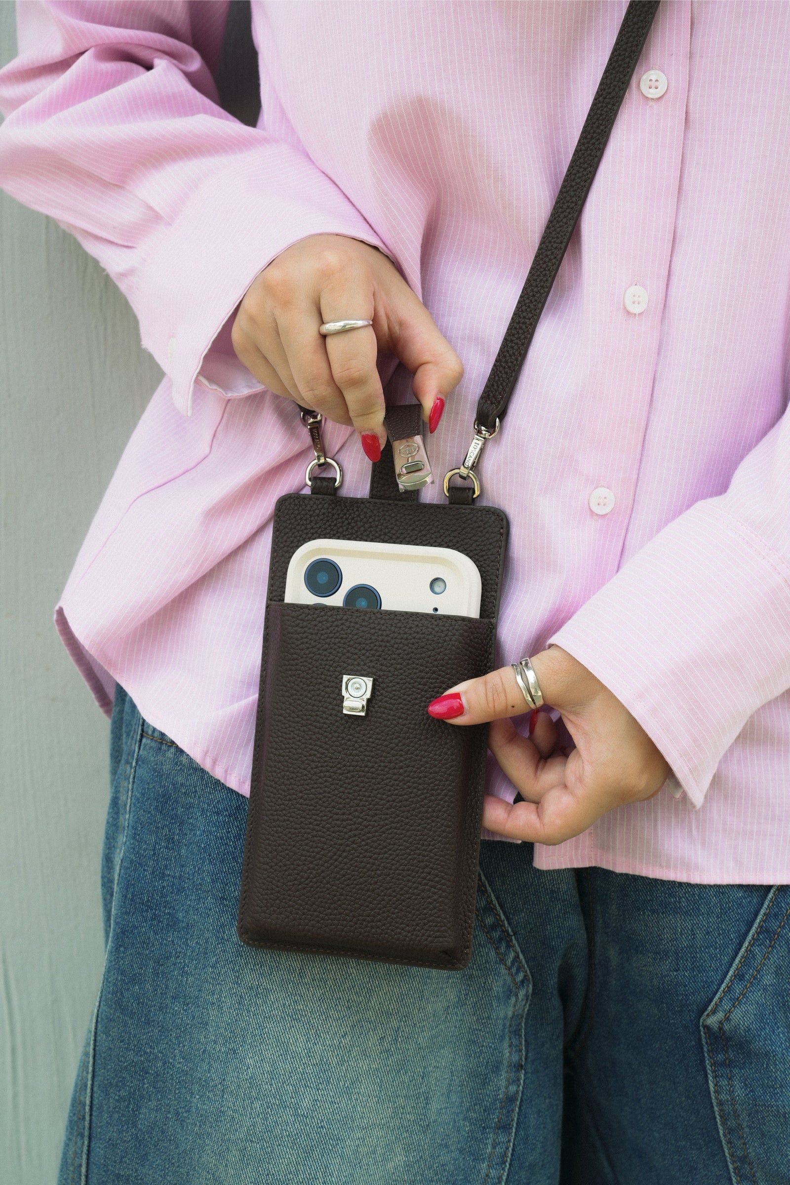 Casey Mobile Phone Bag – Tocco Toscano Thailand
