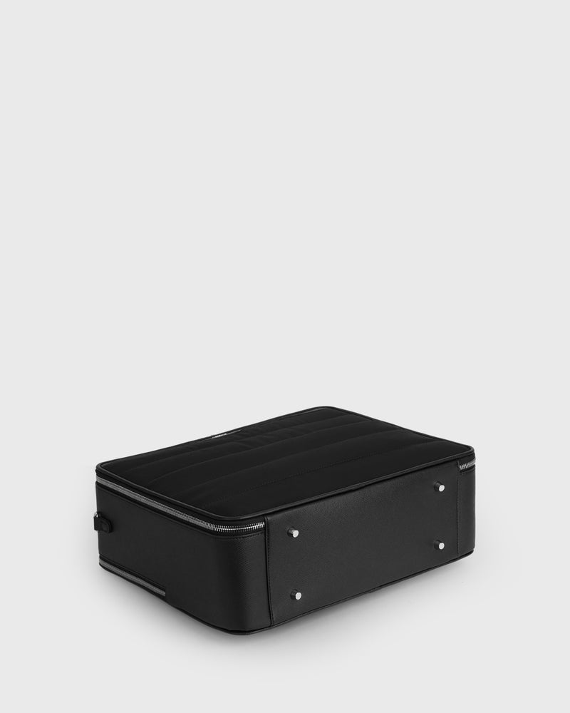 Elle Travel Organiser