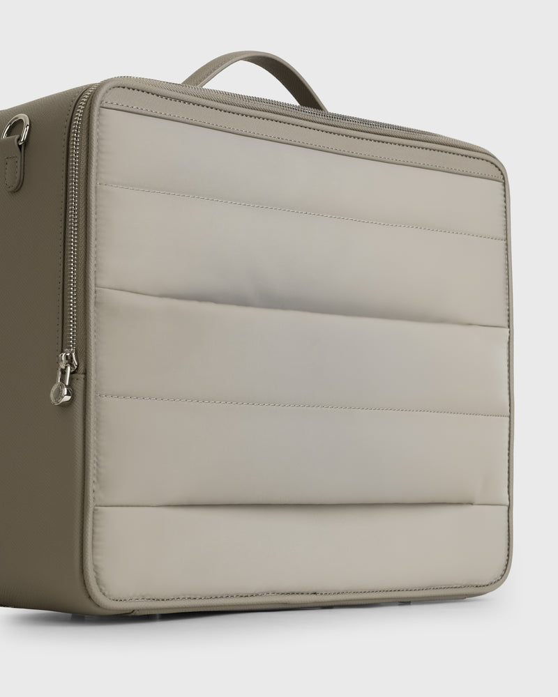 Elle Travel Organiser